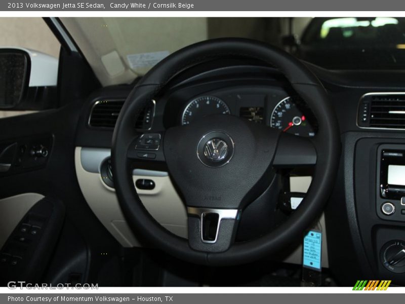 Candy White / Cornsilk Beige 2013 Volkswagen Jetta SE Sedan