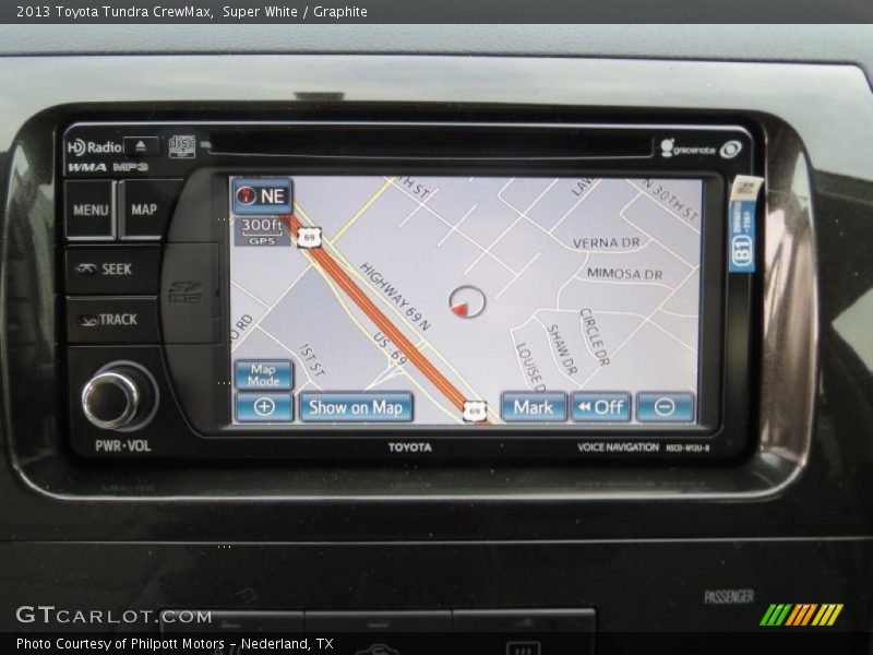 Super White / Graphite 2013 Toyota Tundra CrewMax