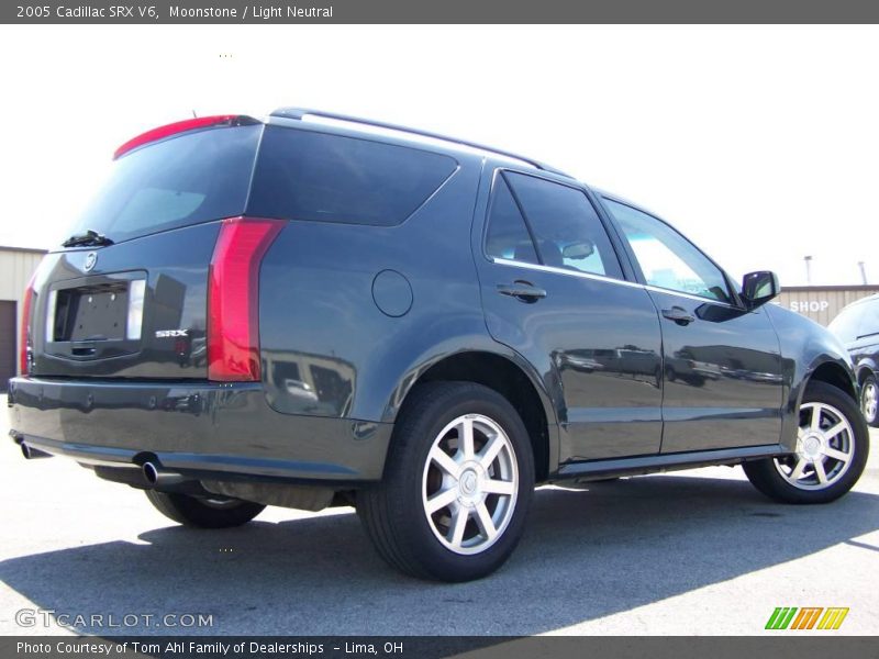 Moonstone / Light Neutral 2005 Cadillac SRX V6