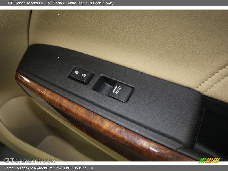 White Diamond Pearl / Ivory 2008 Honda Accord EX-L V6 Sedan