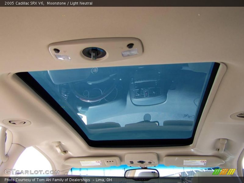Moonstone / Light Neutral 2005 Cadillac SRX V6