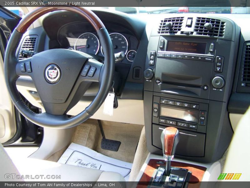 Moonstone / Light Neutral 2005 Cadillac SRX V6