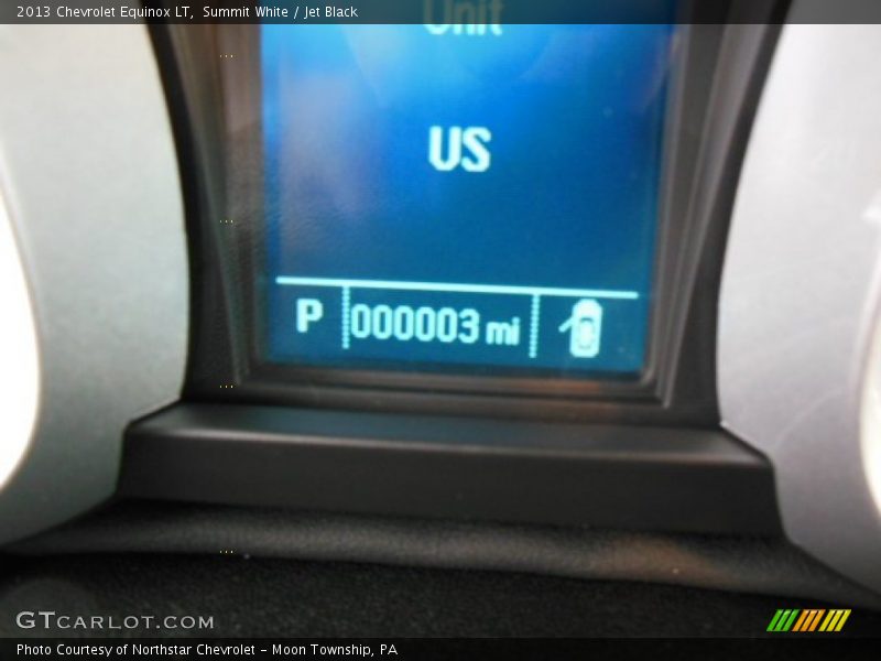 Summit White / Jet Black 2013 Chevrolet Equinox LT