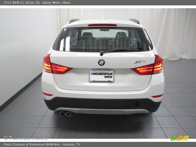 Alpine White / Black 2013 BMW X1 sDrive 28i