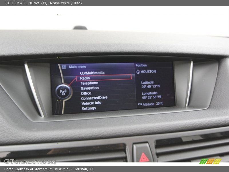 Alpine White / Black 2013 BMW X1 sDrive 28i
