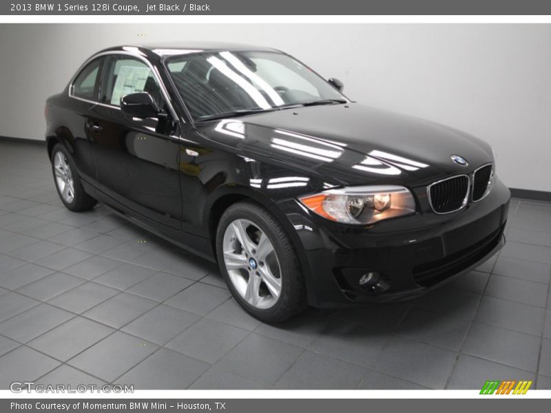 Front 3/4 View of 2013 1 Series 128i Coupe