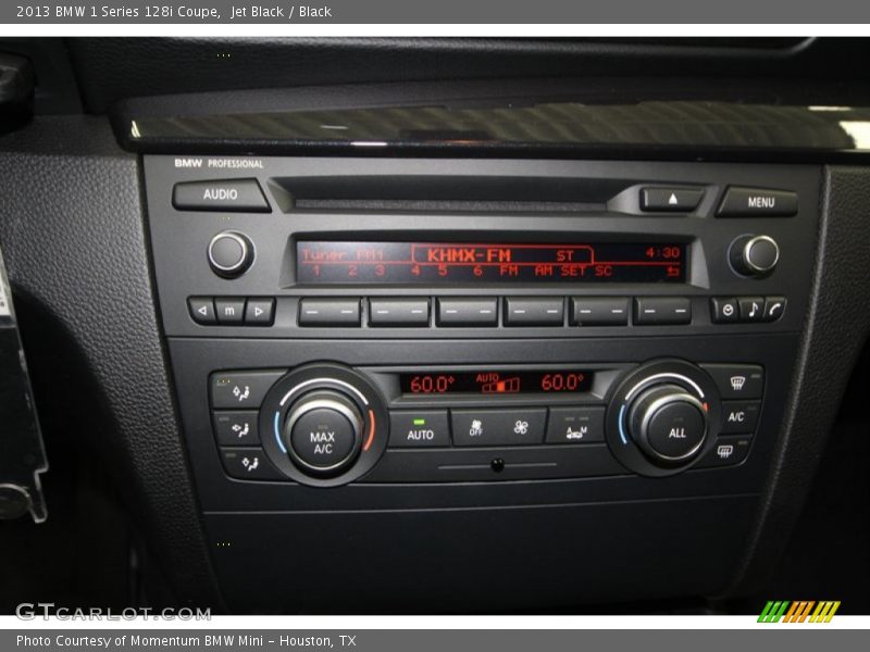 Audio System of 2013 1 Series 128i Coupe