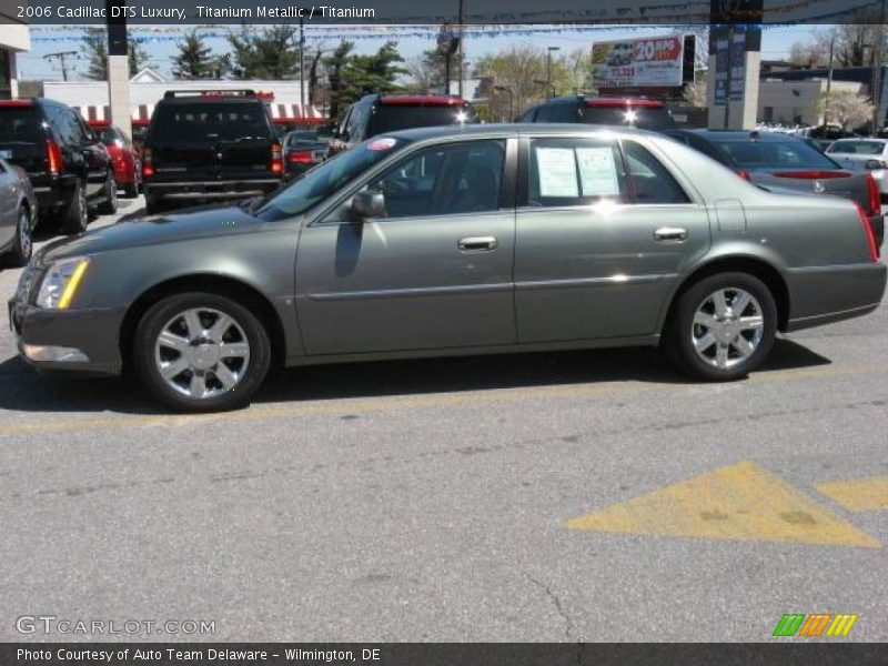 Titanium Metallic / Titanium 2006 Cadillac DTS Luxury