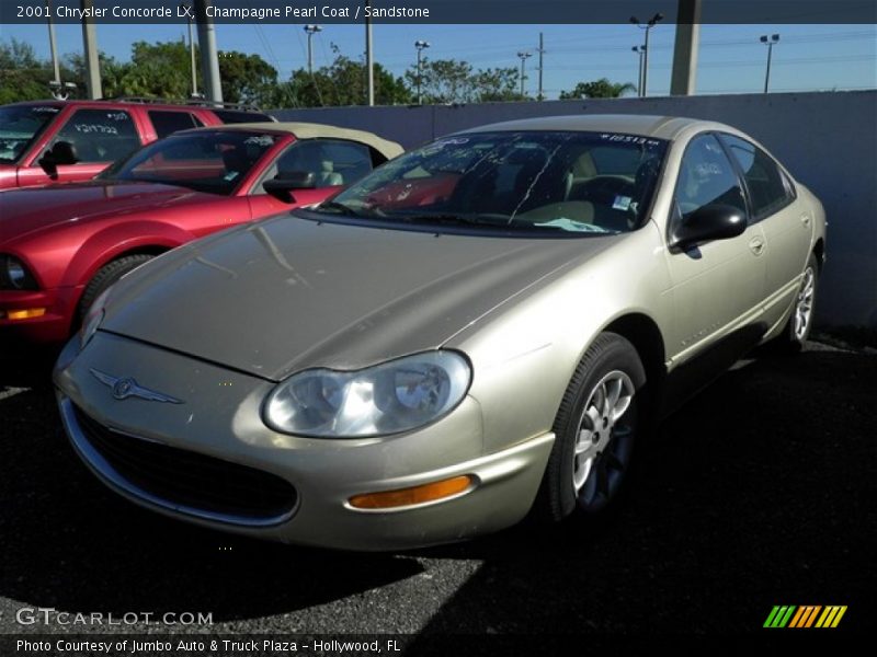 Champagne Pearl Coat / Sandstone 2001 Chrysler Concorde LX