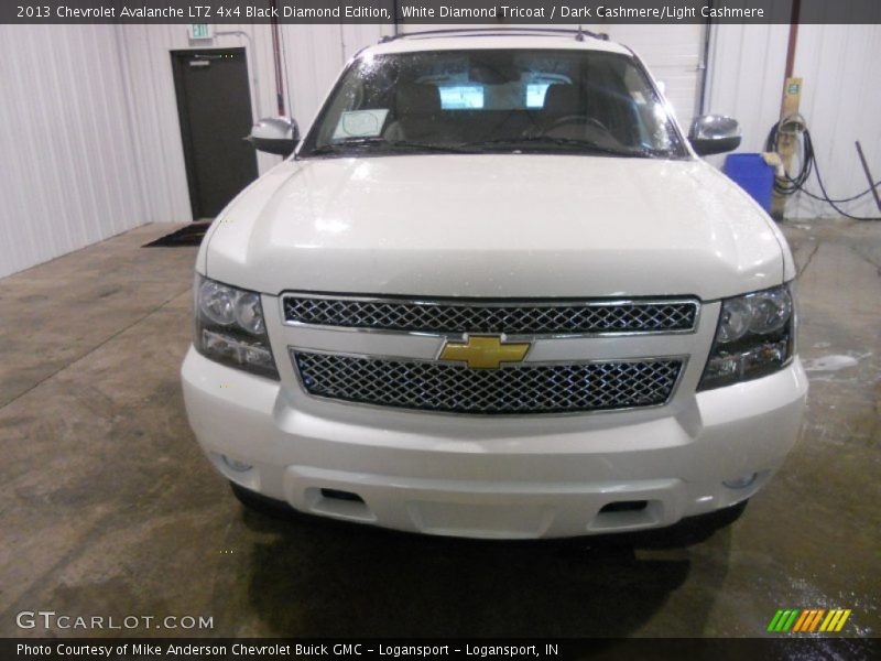 White Diamond Tricoat / Dark Cashmere/Light Cashmere 2013 Chevrolet Avalanche LTZ 4x4 Black Diamond Edition