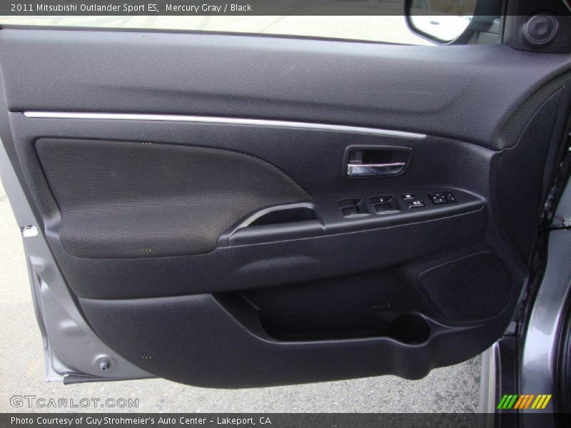 Door Panel of 2011 Outlander Sport ES