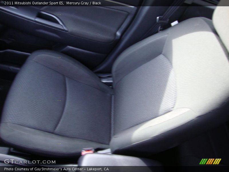 Mercury Gray / Black 2011 Mitsubishi Outlander Sport ES