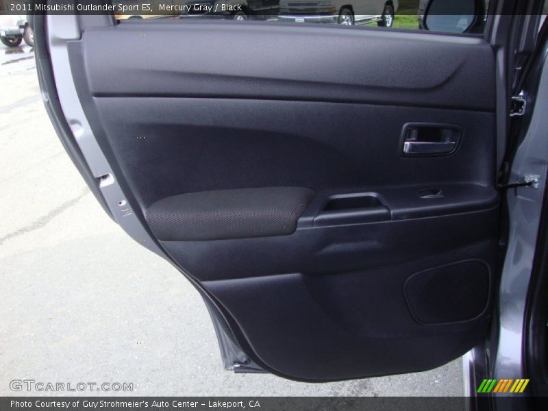 Mercury Gray / Black 2011 Mitsubishi Outlander Sport ES
