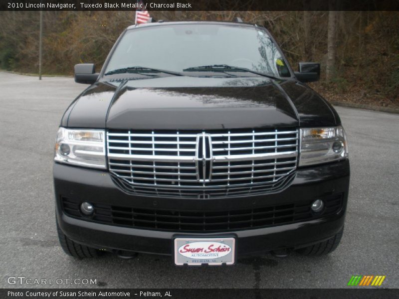 Tuxedo Black Metallic / Charcoal Black 2010 Lincoln Navigator