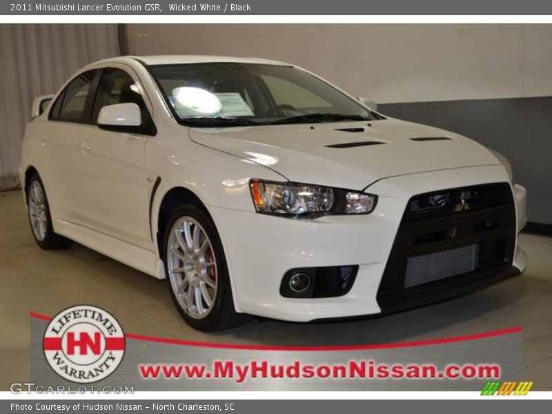 Wicked White / Black 2011 Mitsubishi Lancer Evolution GSR