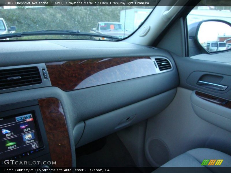 Graystone Metallic / Dark Titanium/Light Titanium 2007 Chevrolet Avalanche LT 4WD