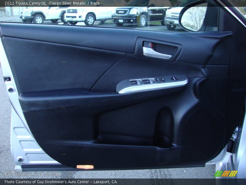 Classic Silver Metallic / Black 2012 Toyota Camry SE