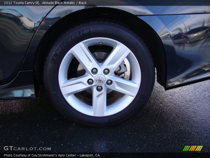 Attitude Black Metallic / Black 2012 Toyota Camry SE