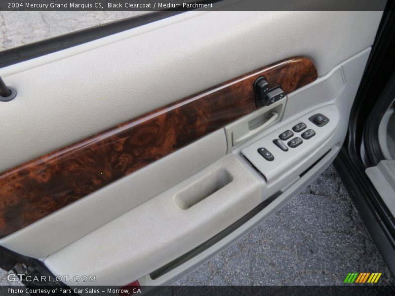 Black Clearcoat / Medium Parchment 2004 Mercury Grand Marquis GS