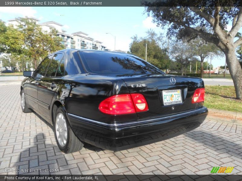 Black / Parchment 1999 Mercedes-Benz E 320 Sedan