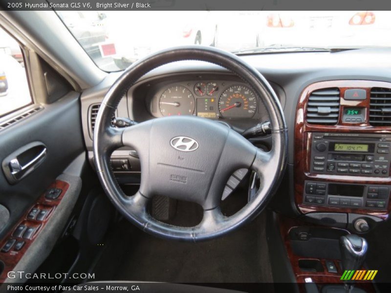 Bright Silver / Black 2005 Hyundai Sonata GLS V6