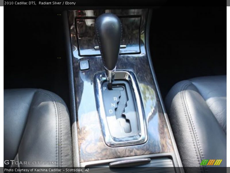 Radiant Silver / Ebony 2010 Cadillac DTS