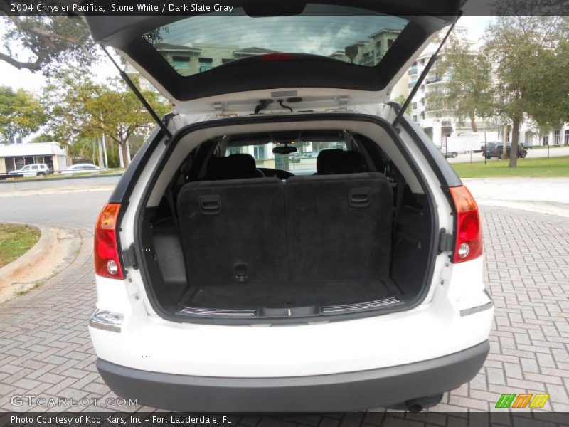 Stone White / Dark Slate Gray 2004 Chrysler Pacifica