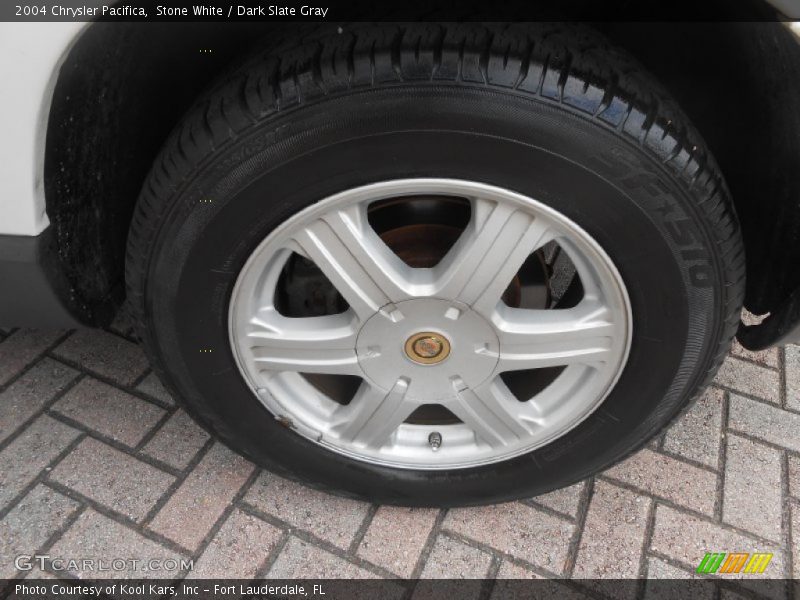 Stone White / Dark Slate Gray 2004 Chrysler Pacifica