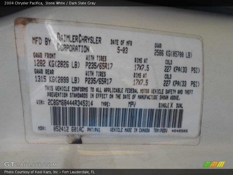 Stone White / Dark Slate Gray 2004 Chrysler Pacifica