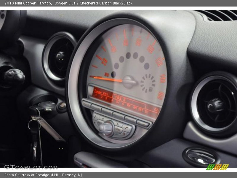 Oxygen Blue / Checkered Carbon Black/Black 2010 Mini Cooper Hardtop