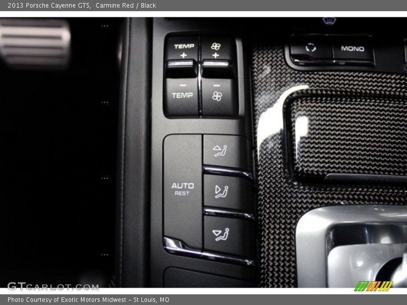 Controls of 2013 Cayenne GTS