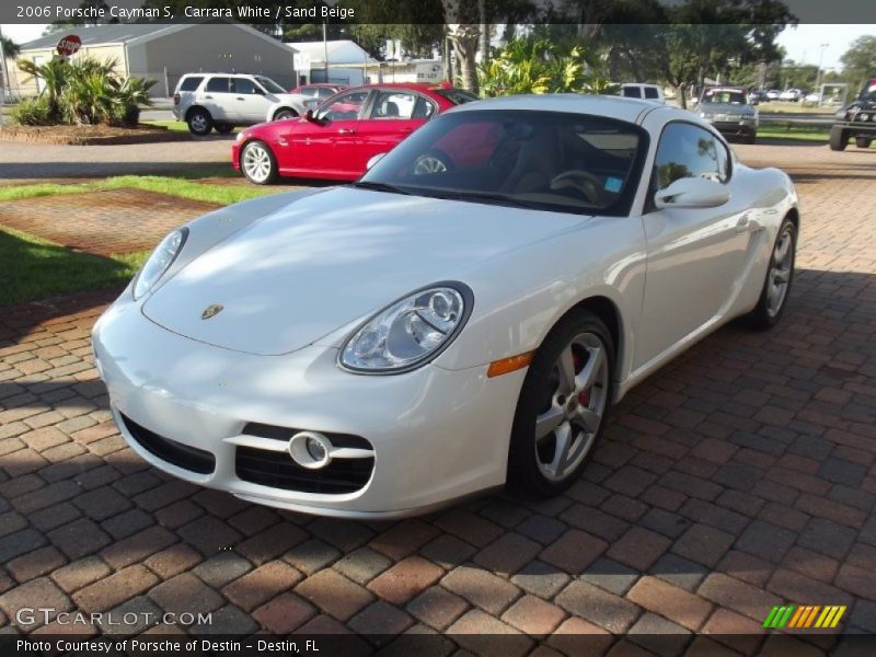 Front 3/4 View of 2006 Cayman S