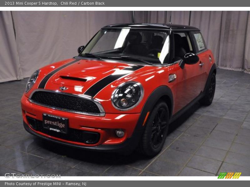 Chili Red / Carbon Black 2013 Mini Cooper S Hardtop
