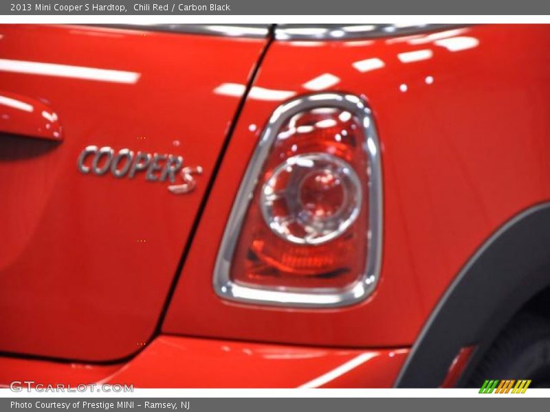 Chili Red / Carbon Black 2013 Mini Cooper S Hardtop