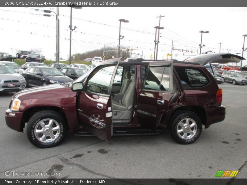  2006 Envoy SLE 4x4 Cranberry Red Metallic