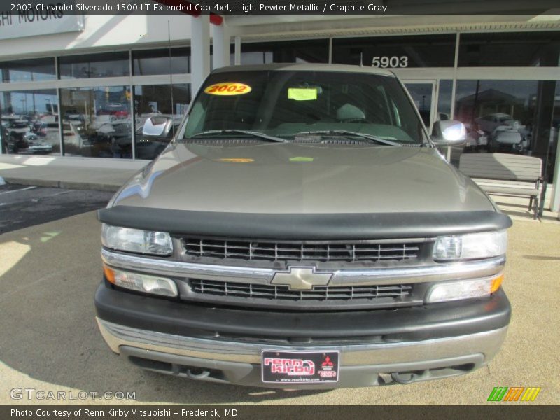 Light Pewter Metallic / Graphite Gray 2002 Chevrolet Silverado 1500 LT Extended Cab 4x4