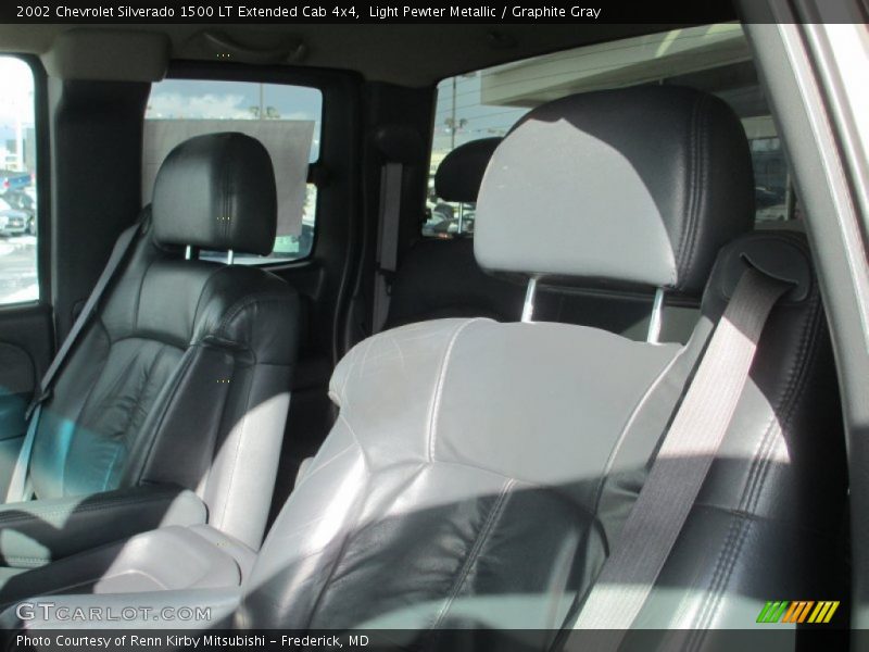 Light Pewter Metallic / Graphite Gray 2002 Chevrolet Silverado 1500 LT Extended Cab 4x4