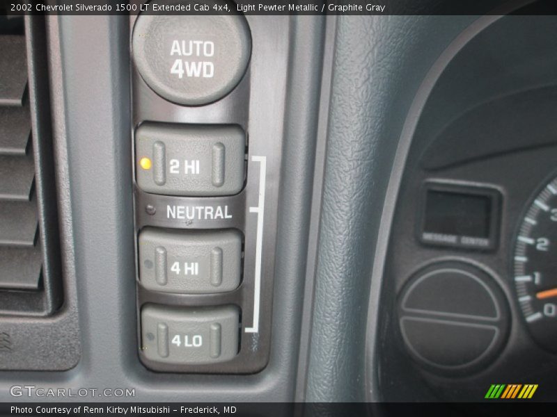 Light Pewter Metallic / Graphite Gray 2002 Chevrolet Silverado 1500 LT Extended Cab 4x4