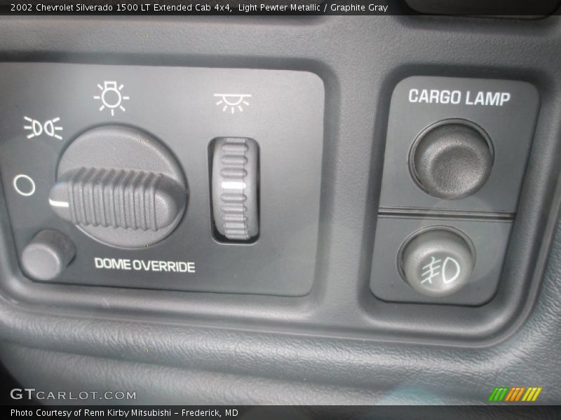 Light Pewter Metallic / Graphite Gray 2002 Chevrolet Silverado 1500 LT Extended Cab 4x4