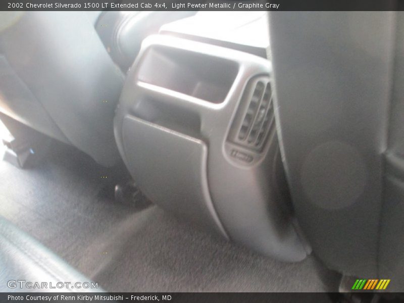 Light Pewter Metallic / Graphite Gray 2002 Chevrolet Silverado 1500 LT Extended Cab 4x4