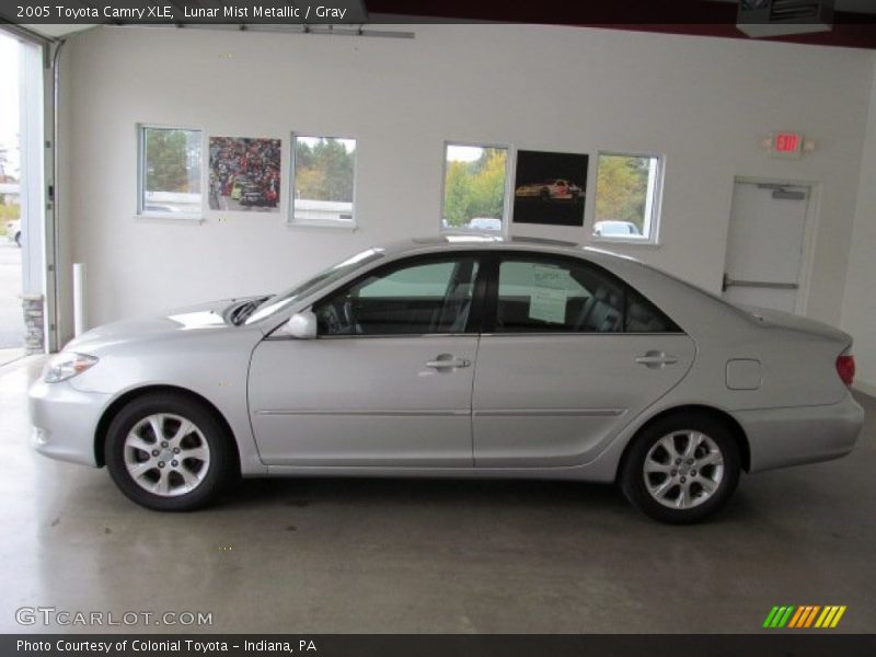 Lunar Mist Metallic / Gray 2005 Toyota Camry XLE