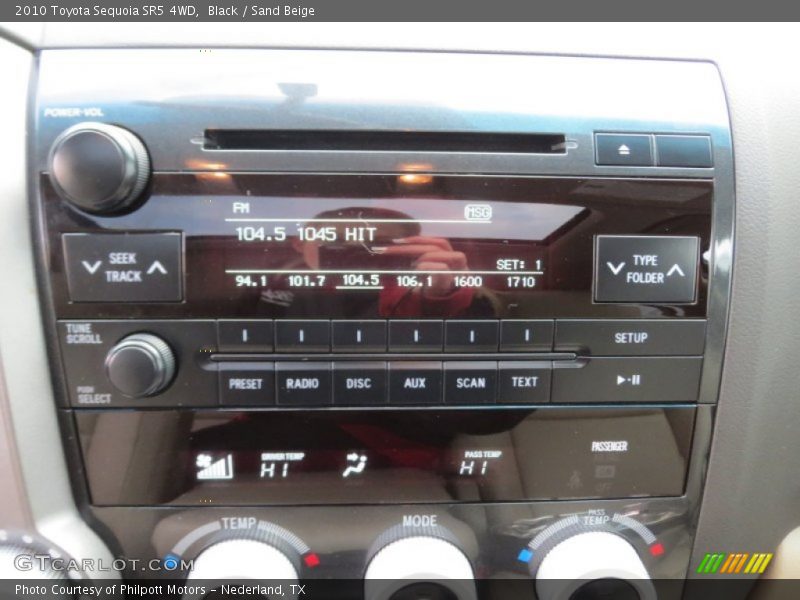 Audio System of 2010 Sequoia SR5 4WD