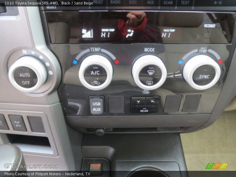 Controls of 2010 Sequoia SR5 4WD