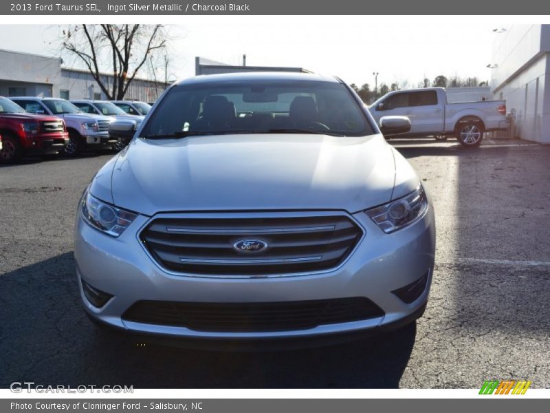 Ingot Silver Metallic / Charcoal Black 2013 Ford Taurus SEL