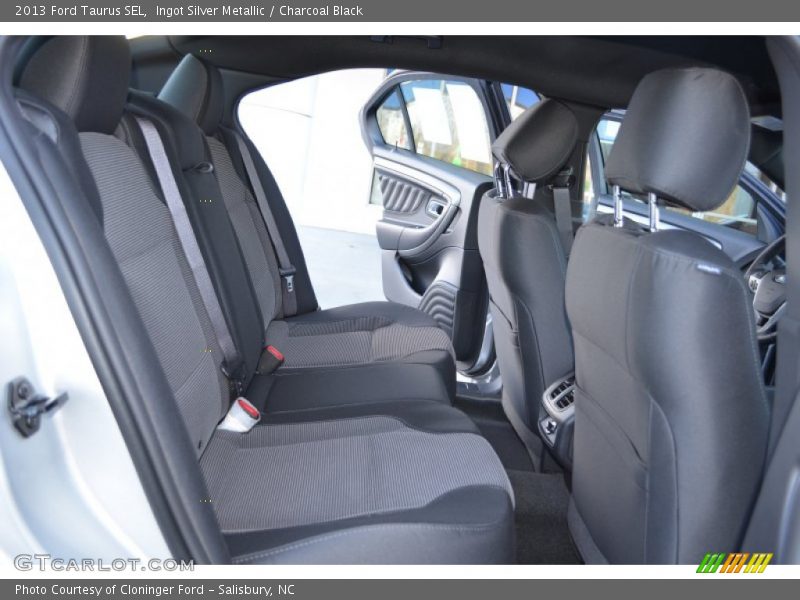 Ingot Silver Metallic / Charcoal Black 2013 Ford Taurus SEL