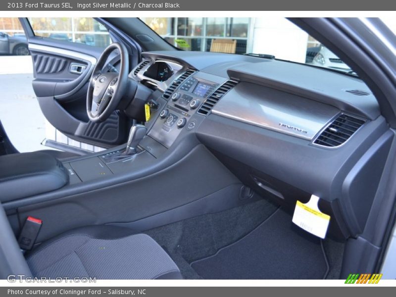 Ingot Silver Metallic / Charcoal Black 2013 Ford Taurus SEL
