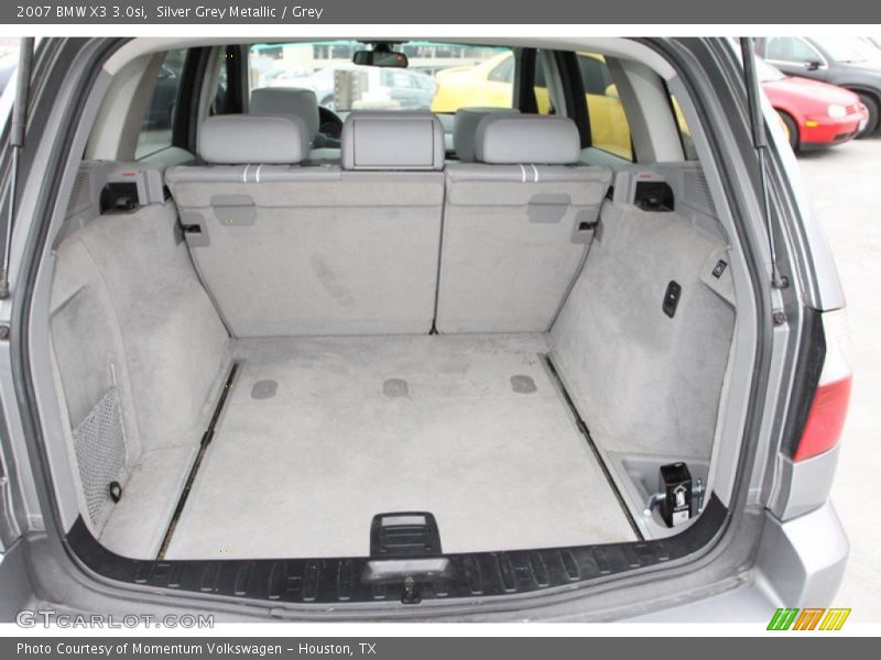  2007 X3 3.0si Trunk