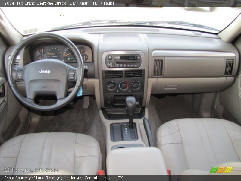 Dashboard of 2004 Grand Cherokee Laredo