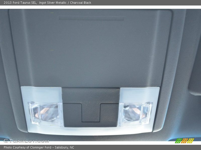 Ingot Silver Metallic / Charcoal Black 2013 Ford Taurus SEL