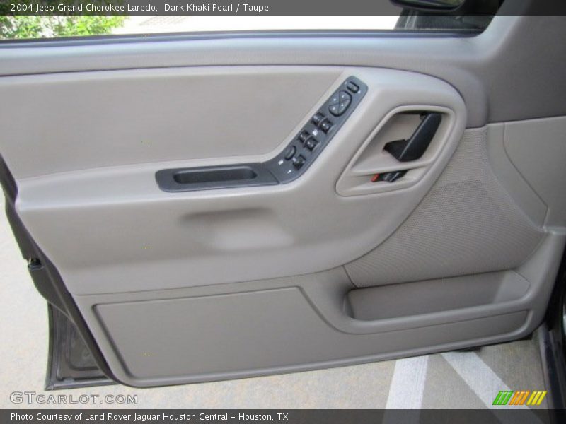 Door Panel of 2004 Grand Cherokee Laredo